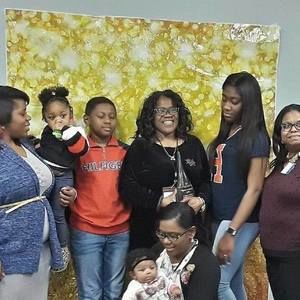 Meet your Posher, Robin